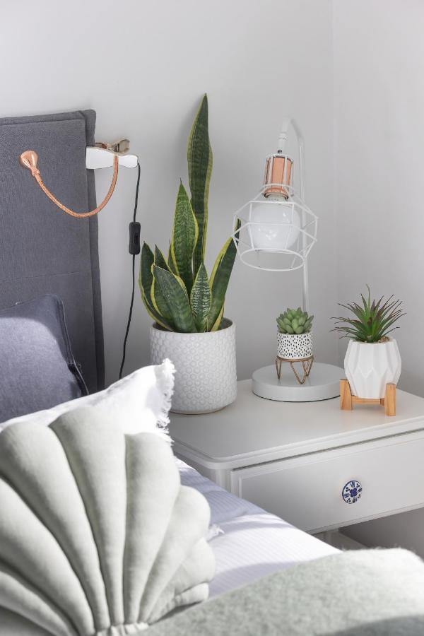 Cozy Apartment Gieysztora Wilanow By Noclegi Renters Varsavia Esterno foto